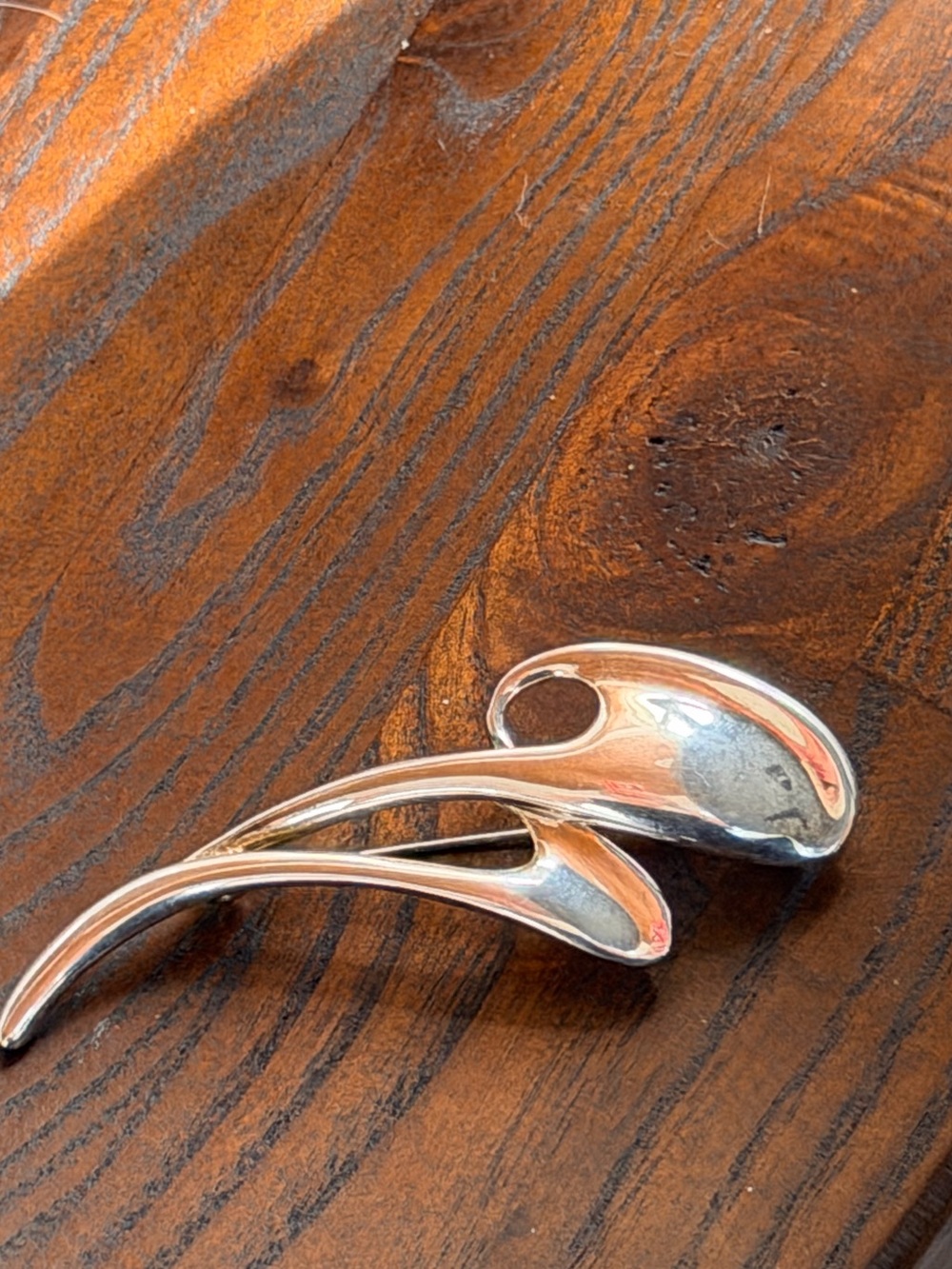 Vintage MCM Silver Abstract Streamline Brooch